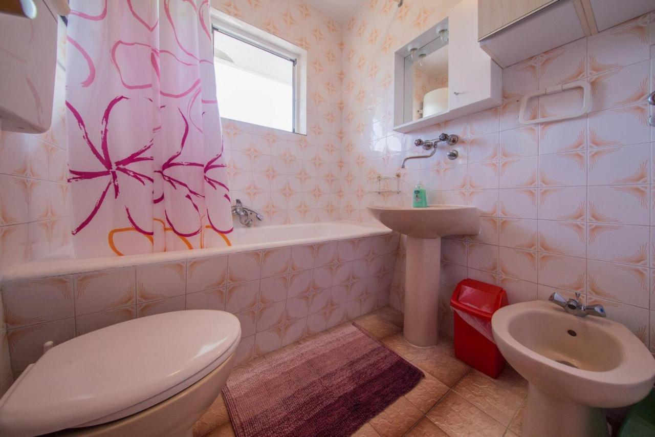 Apartmani Katija Komiza Ngoại thất bức ảnh